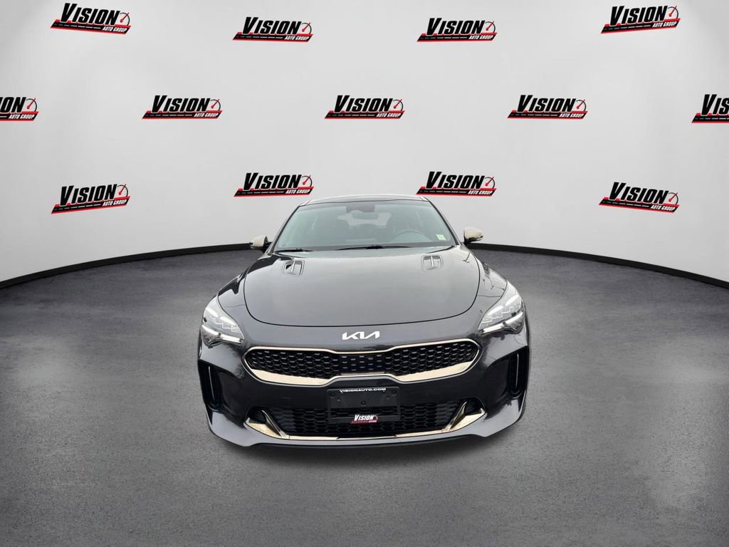 Used 2022 Kia Stinger GT1 image 2