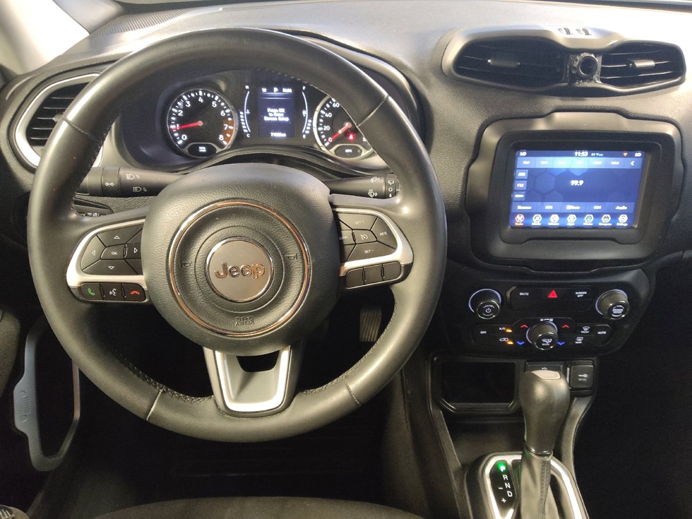 Used 2020 Jeep Renegade Latitude w/ Popular Equipment Group FWD image 22