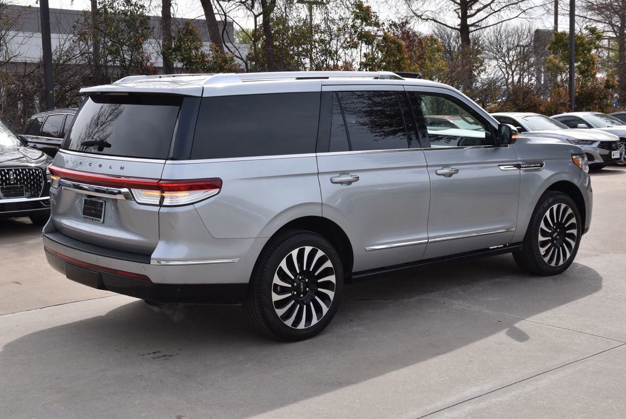 Certified 2023 Lincoln Navigator Black Label image 7