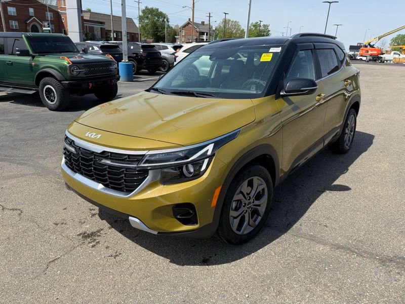Certified 2024 Kia Seltos S FWD image 3