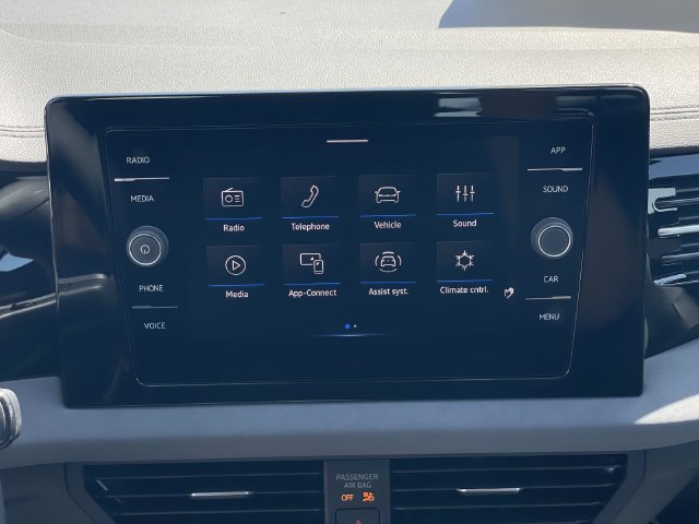 New 2027 Volkswagen Jetta SE FWD image 12