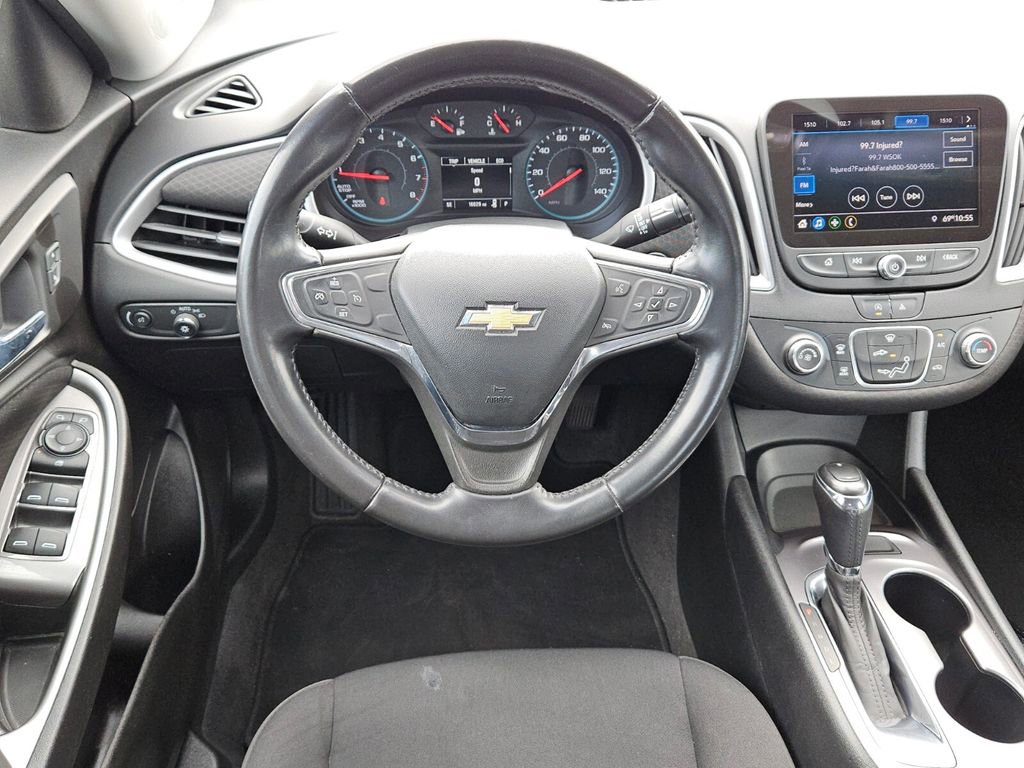 Used 2020 Chevrolet Malibu RS FWD image 12