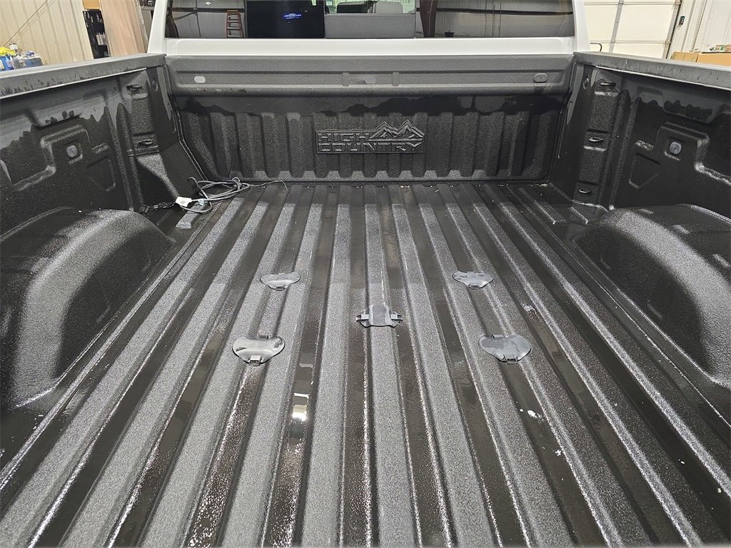Used 2024 Chevrolet Silverado 2500 High Country w/ High Country Premium Package image 12