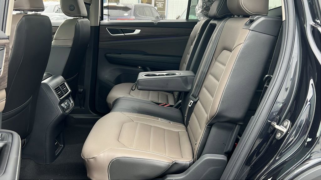New 2026 Volkswagen Atlas SEL image 18