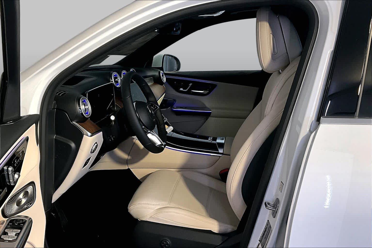 New 2026 Mercedes-Benz GLC 300 4MATIC image 13