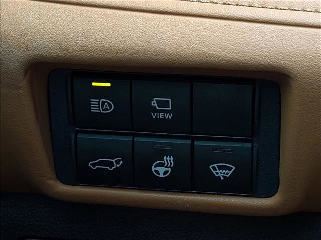 Used 2021 Toyota Highlander Platinum image 12