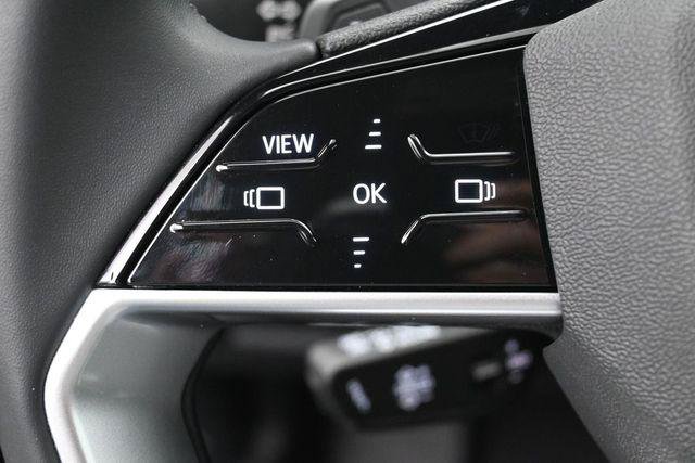 Certified 2025 Audi Q5 Premium w/ Convenience Package AWD/4WD image 16