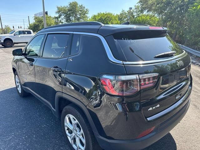 Used 2024 Jeep Compass Latitude AWD/4WD image 6