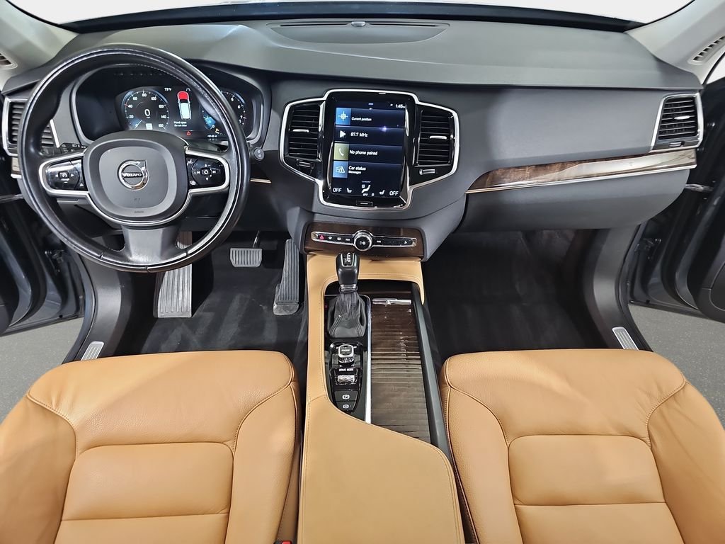 Used 2016 Volvo XC90 T6 Momentum AWD/4WD image 10