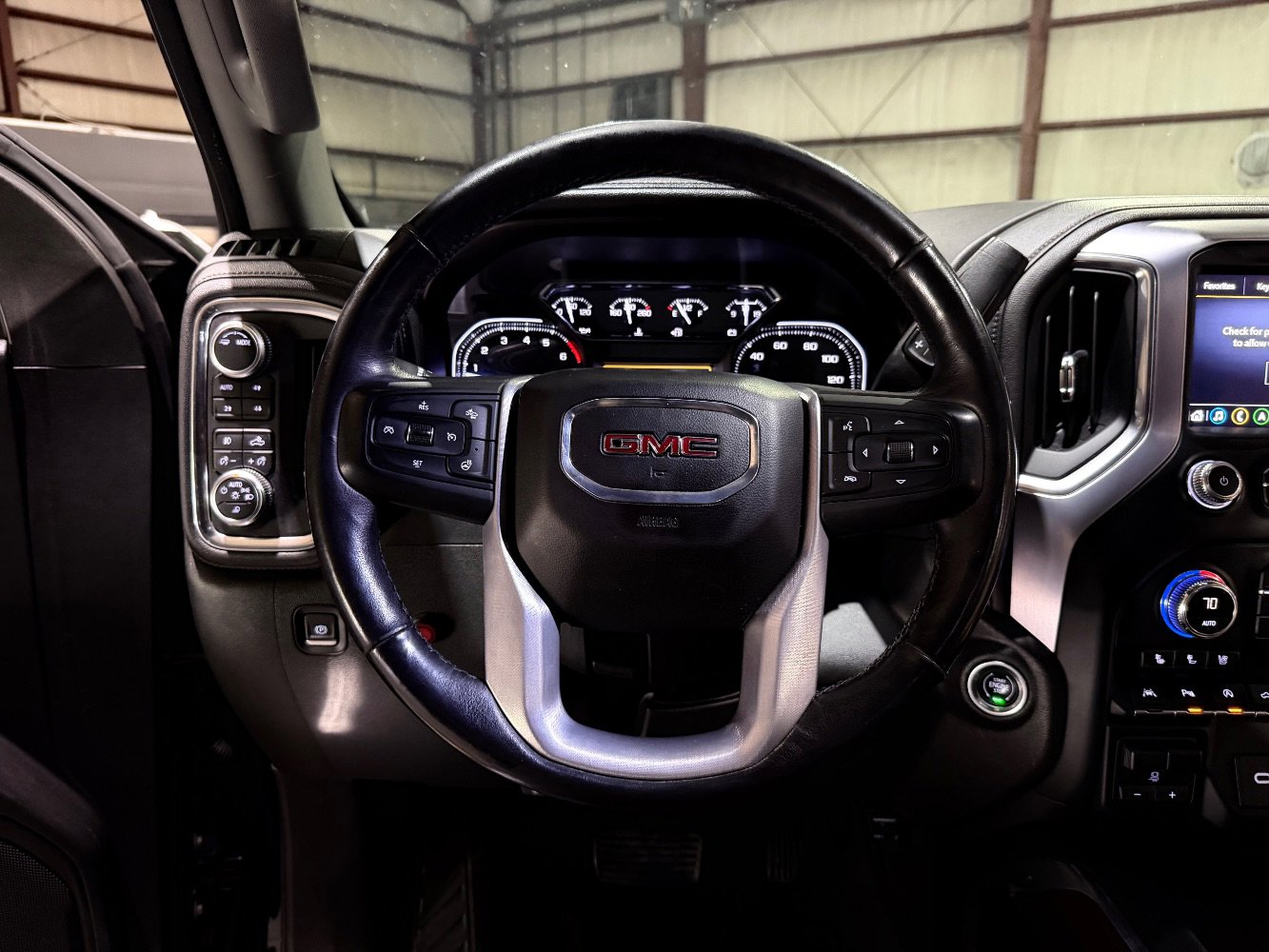 Used 2020 GMC Sierra 1500 SLT w/ SLT Premium Plus Package AWD/4WD image 31