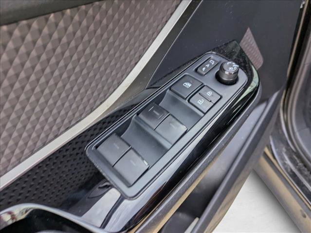 Used 2022 Toyota C-HR Limited image 12