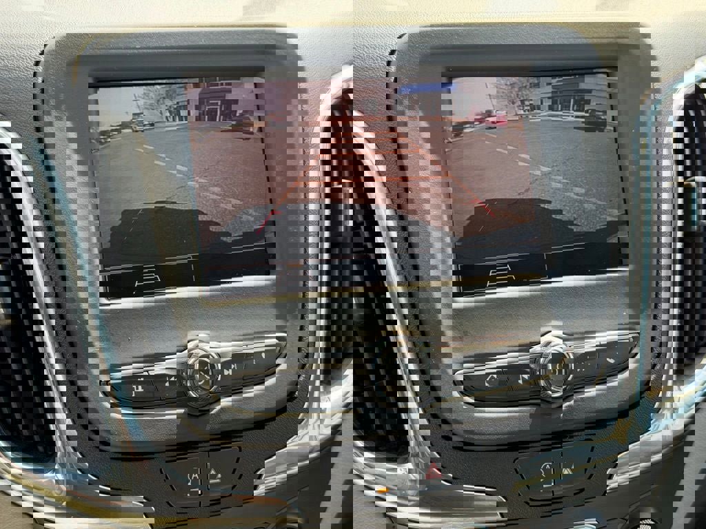 Used 2024 Chevrolet Equinox LS w/ LS Convenience Package image 14