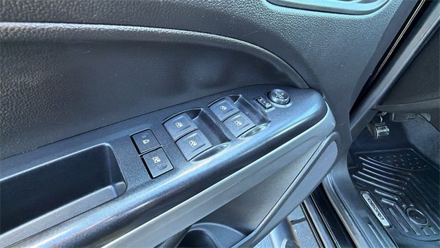 Used 2021 Chevrolet Colorado LT w/ Safety Package image 21