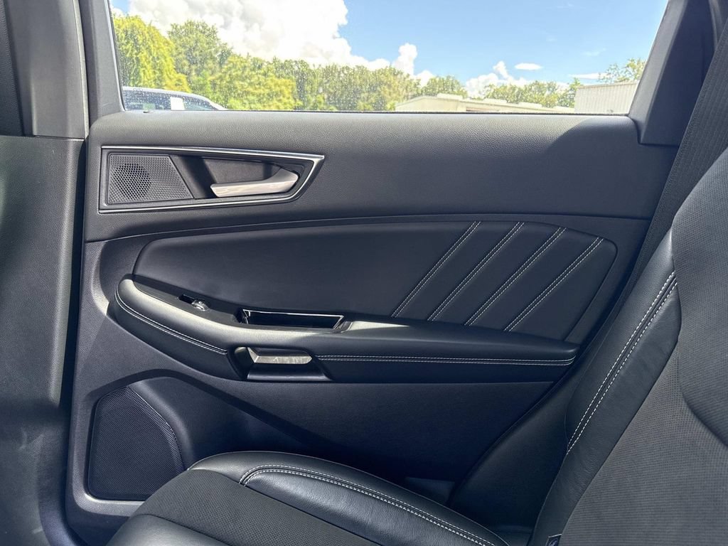 Used 2019 Ford Edge ST w/ Equipment Group 401A AWD/4WD image 15
