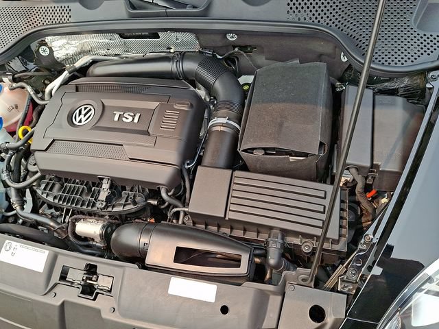 Used 2014 Volkswagen Beetle 1.8T FWD image 28