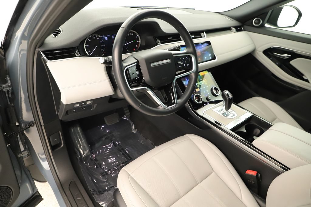 Used 2023 Land Rover Range Rover Evoque SE AWD/4WD image 15