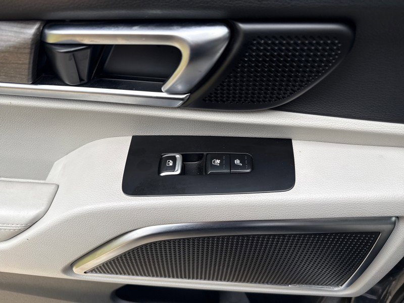 Used 2020 Kia Telluride SX w/ SX Prestige Package image 69