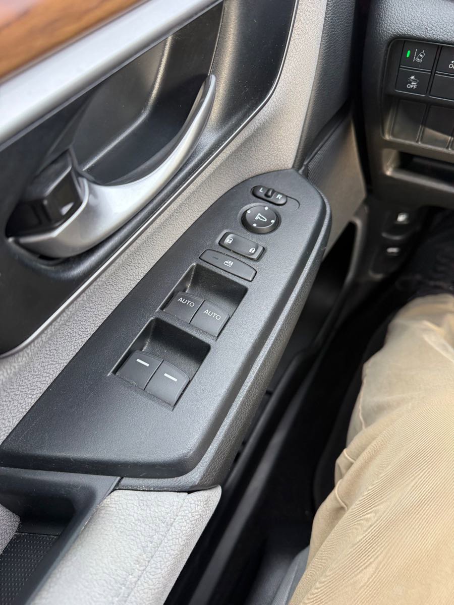 Used 2018 Honda CR-V EX image 23