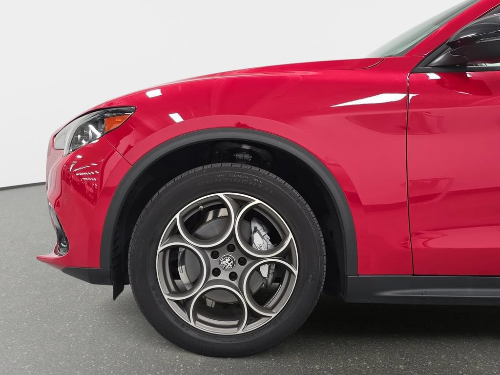 Used 2024 Alfa Romeo Stelvio Sprint RWD image 10