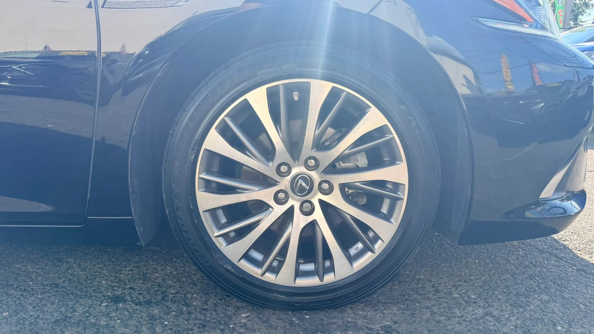 Used 2021 Lexus ES 300h w/ Premium Package FWD image 30