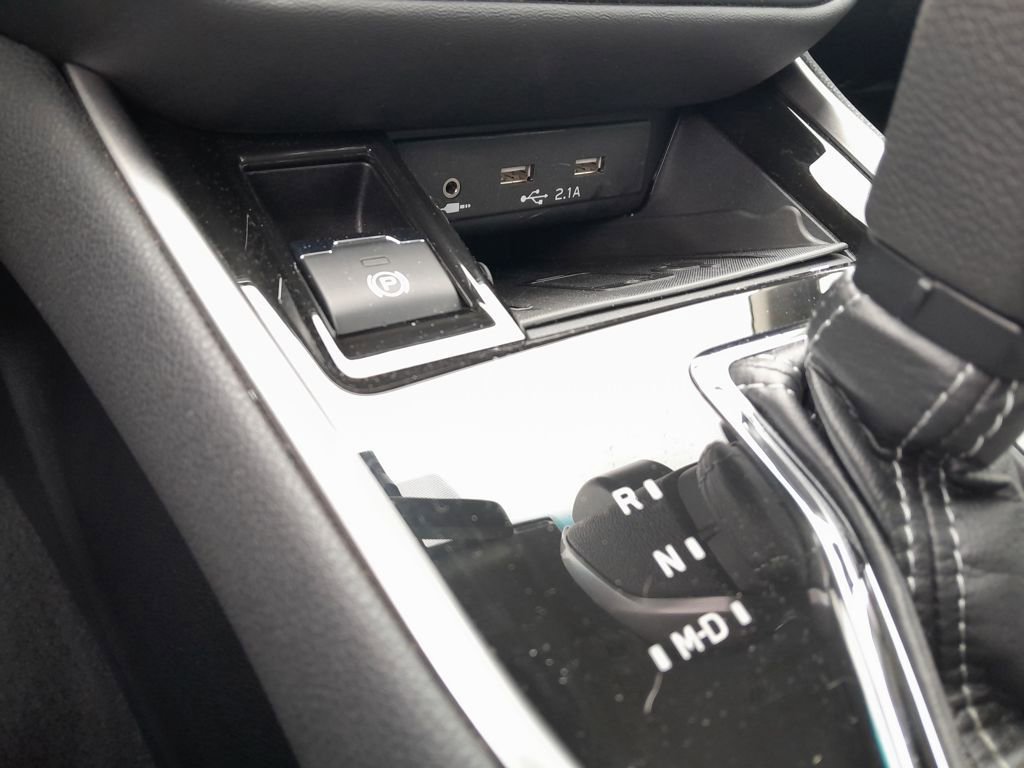 Used 2022 Subaru Outback Limited image 25