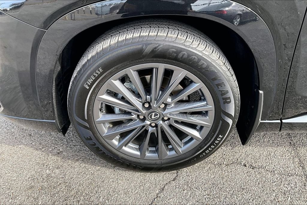Used 2024 Lexus TX 350 AWD image 11