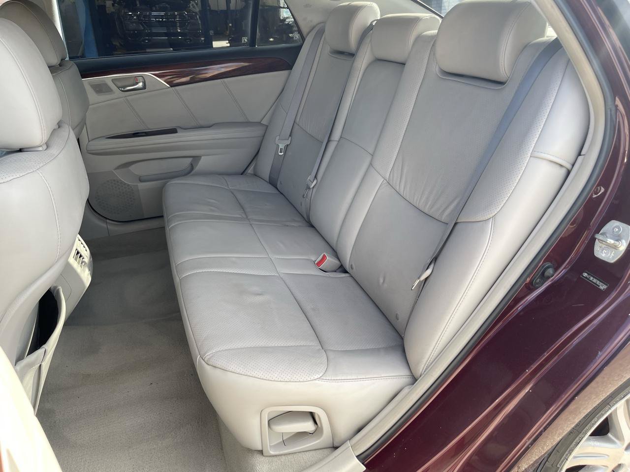 Used 2008 Toyota Avalon XLS FWD image 25