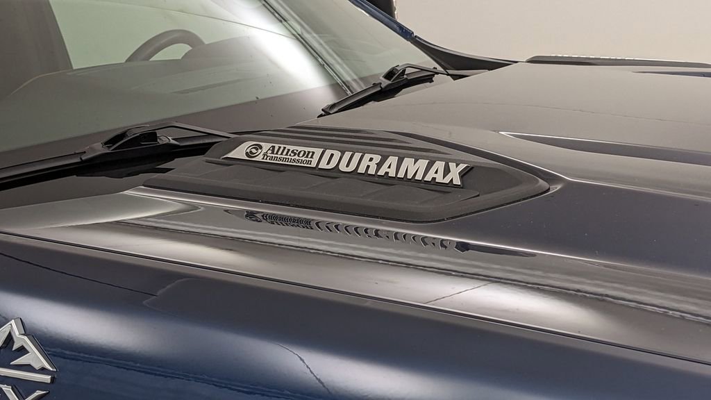 Used 2021 Chevrolet Silverado 3500 High Country image 44