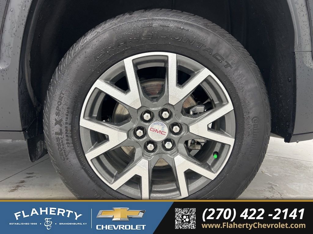 Used 2023 GMC Acadia SLE w/ Driver Convenience Package image 19