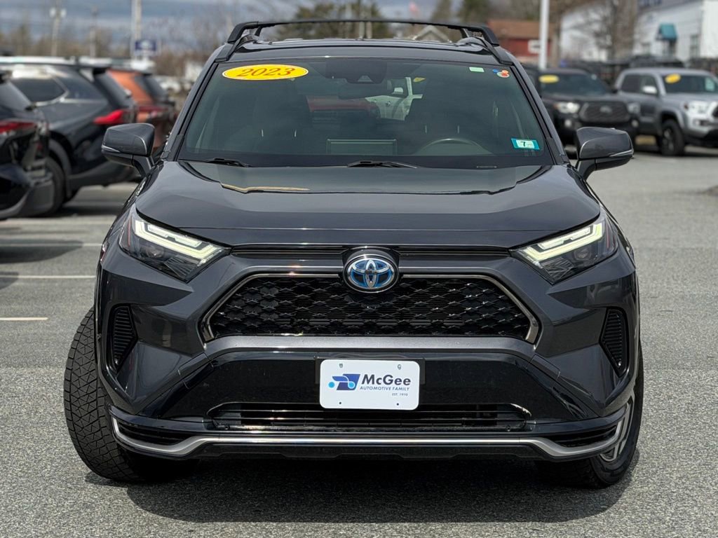 Used 2023 Toyota RAV4 SE w/ Weather & Moonroof Package AWD/4WD image 2