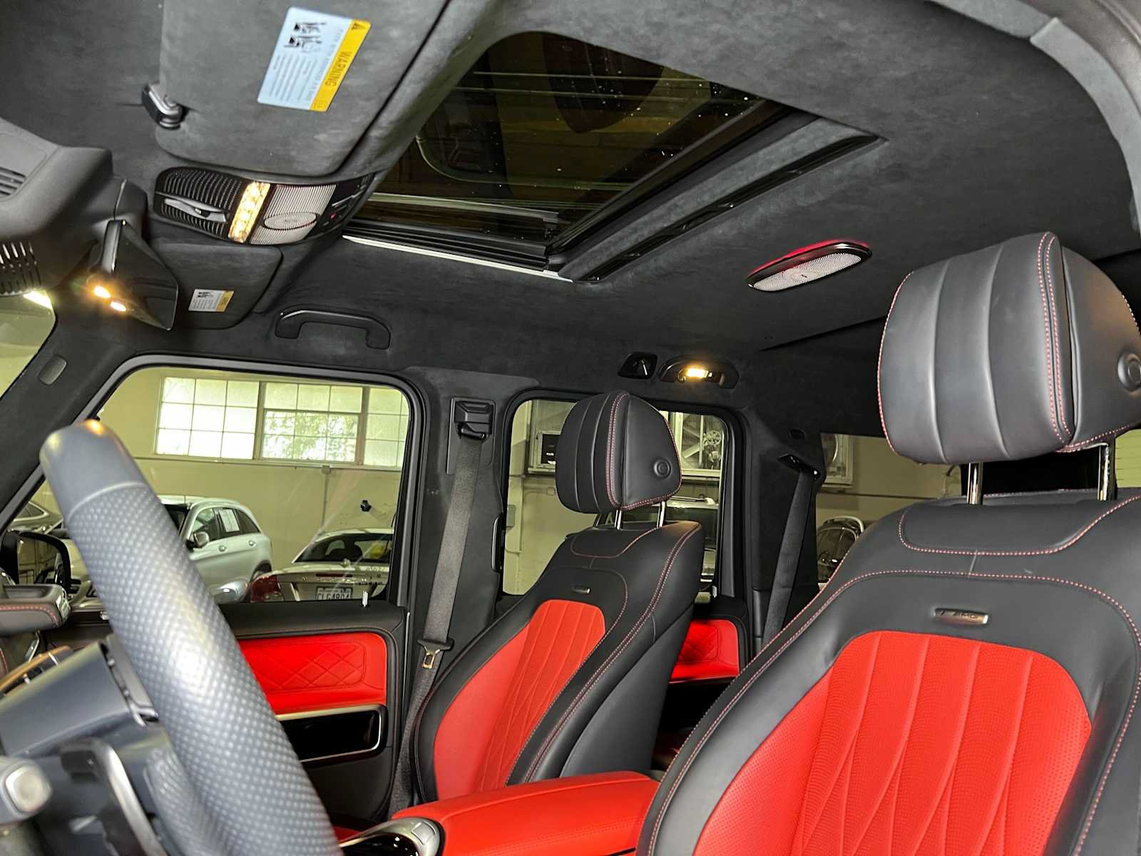 Used 2025 Mercedes-Benz G 63 AMG 4MATIC image 27