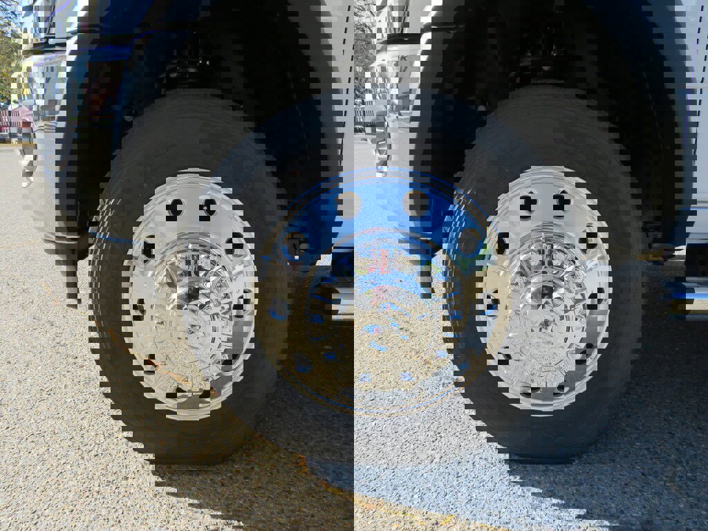 New 2023 RAM 4500 Tradesman w/ Chrome Appearance Group image 29