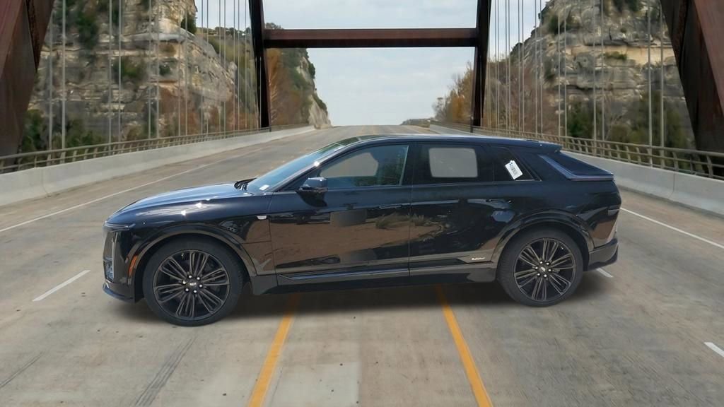New 2026 Cadillac Lyriq V image 7