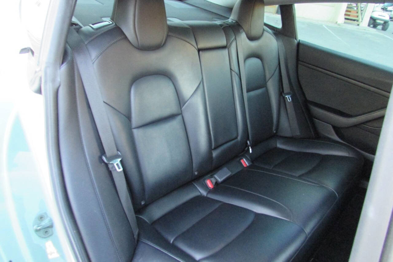 Used 2021 Tesla Model 3 Standard Range Plus image 25