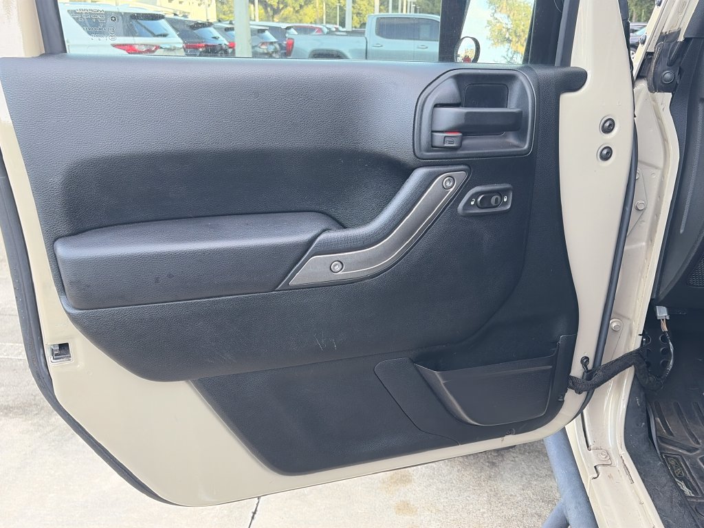 Used 2017 Jeep Wrangler Unlimited Sport w/ Quick Order Package 24S AWD/4WD image 26
