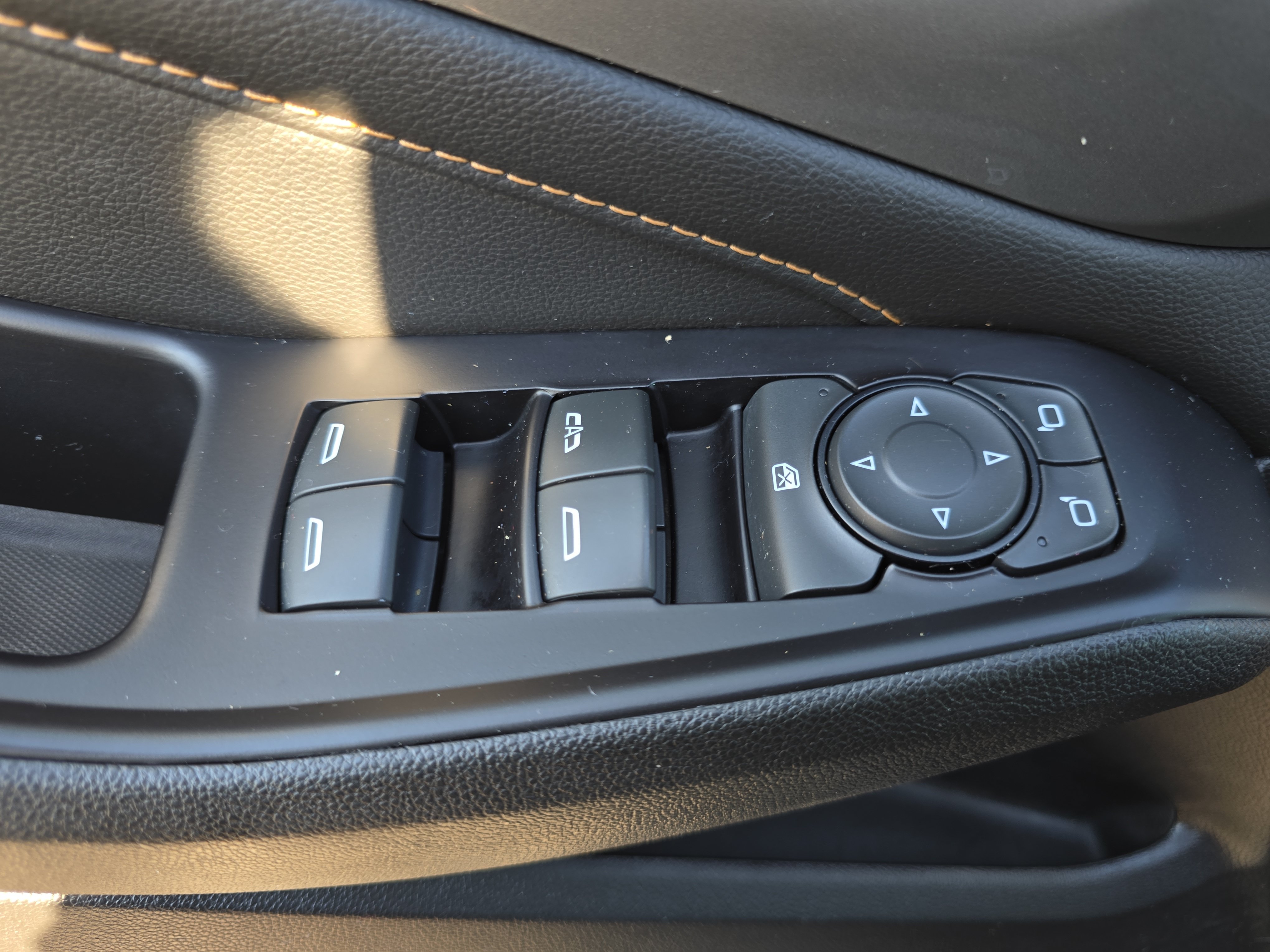 Used 2019 Chevrolet Traverse LT w/ LT Premium Package AWD/4WD image 31