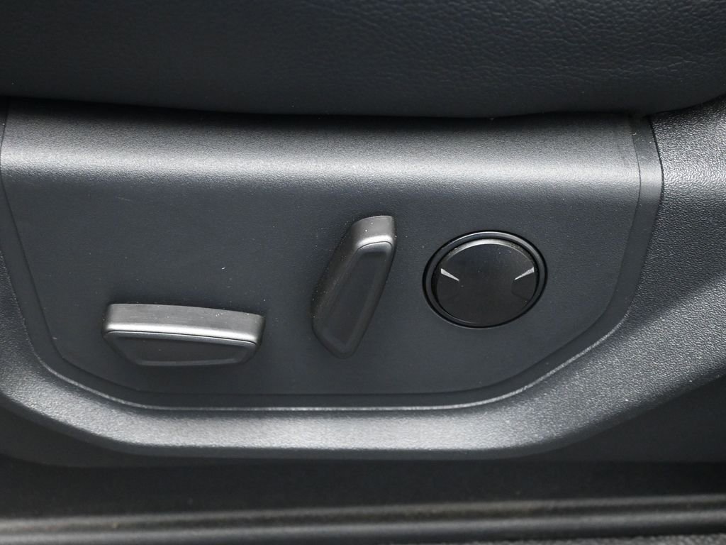 Used 2022 Ford F450 Lariat w/ Lariat Ultimate Package image 11