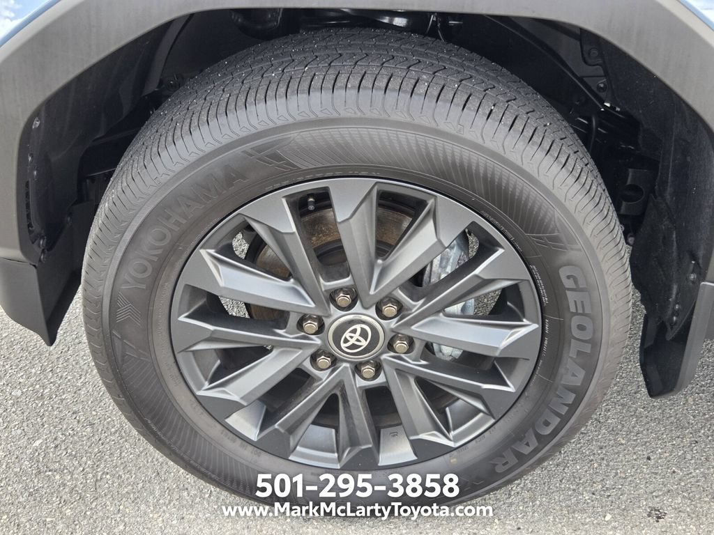 Used 2026 Toyota Land Cruiser w/ Premium Package AWD/4WD image 17