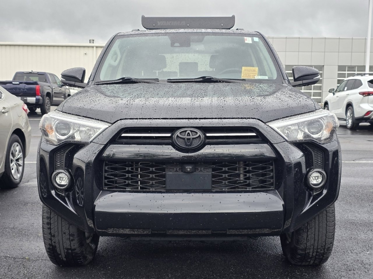Certified 2023 Toyota 4Runner SR5 Premium w/ Moonroof Package AWD/4WD image 2