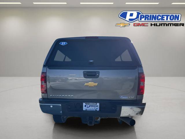 Used 2014 Chevrolet Silverado 2500 LTZ w/ LTZ Plus Package image 6