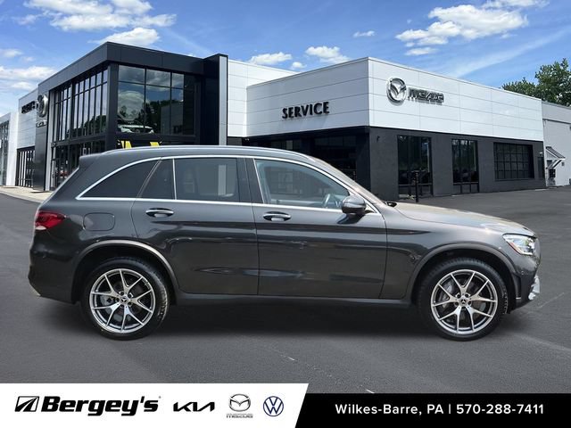 Used 2022 Mercedes-Benz GLC 300 4MATIC image 5