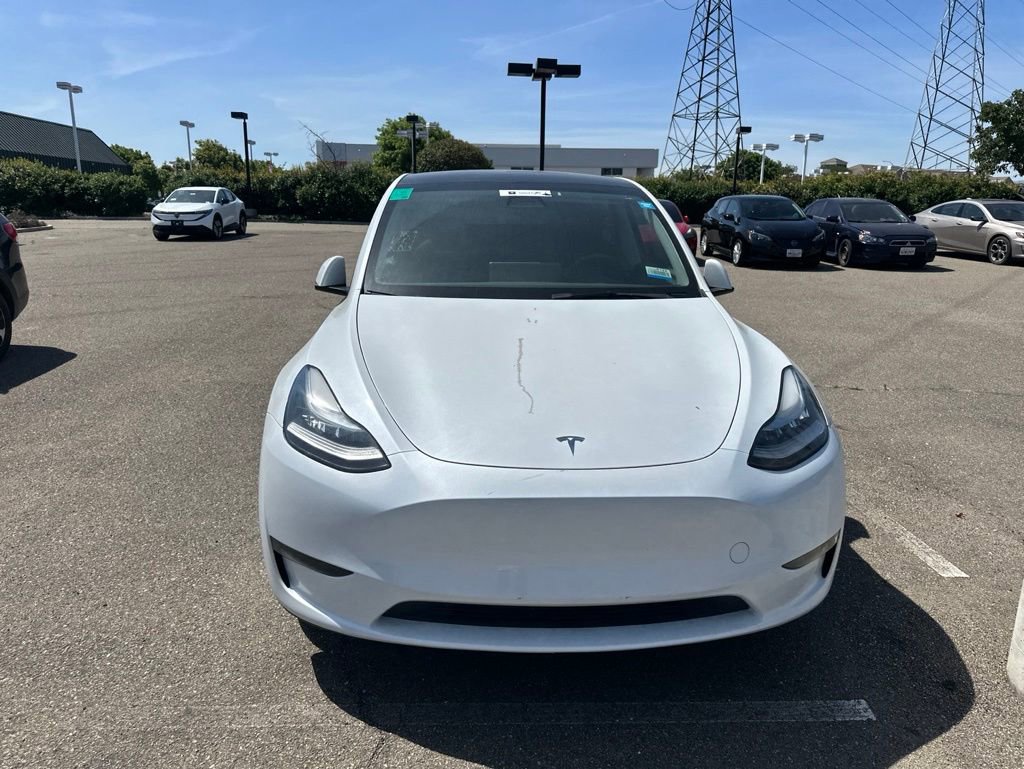 Used 2023 Tesla Model Y Long Range AWD/4WD image 2