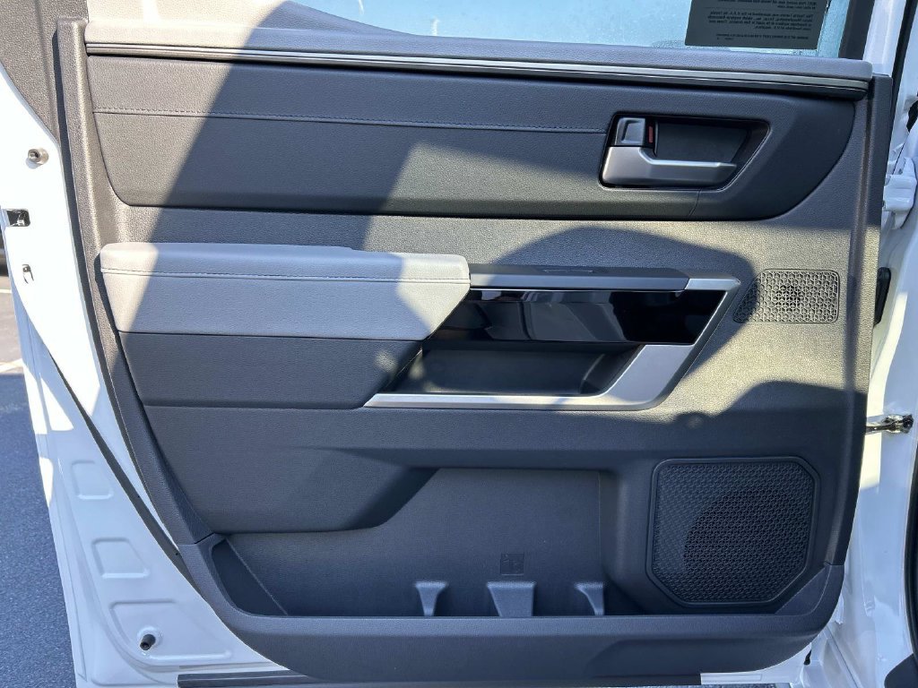 New 2026 Toyota Tundra Limited AWD/4WD image 18