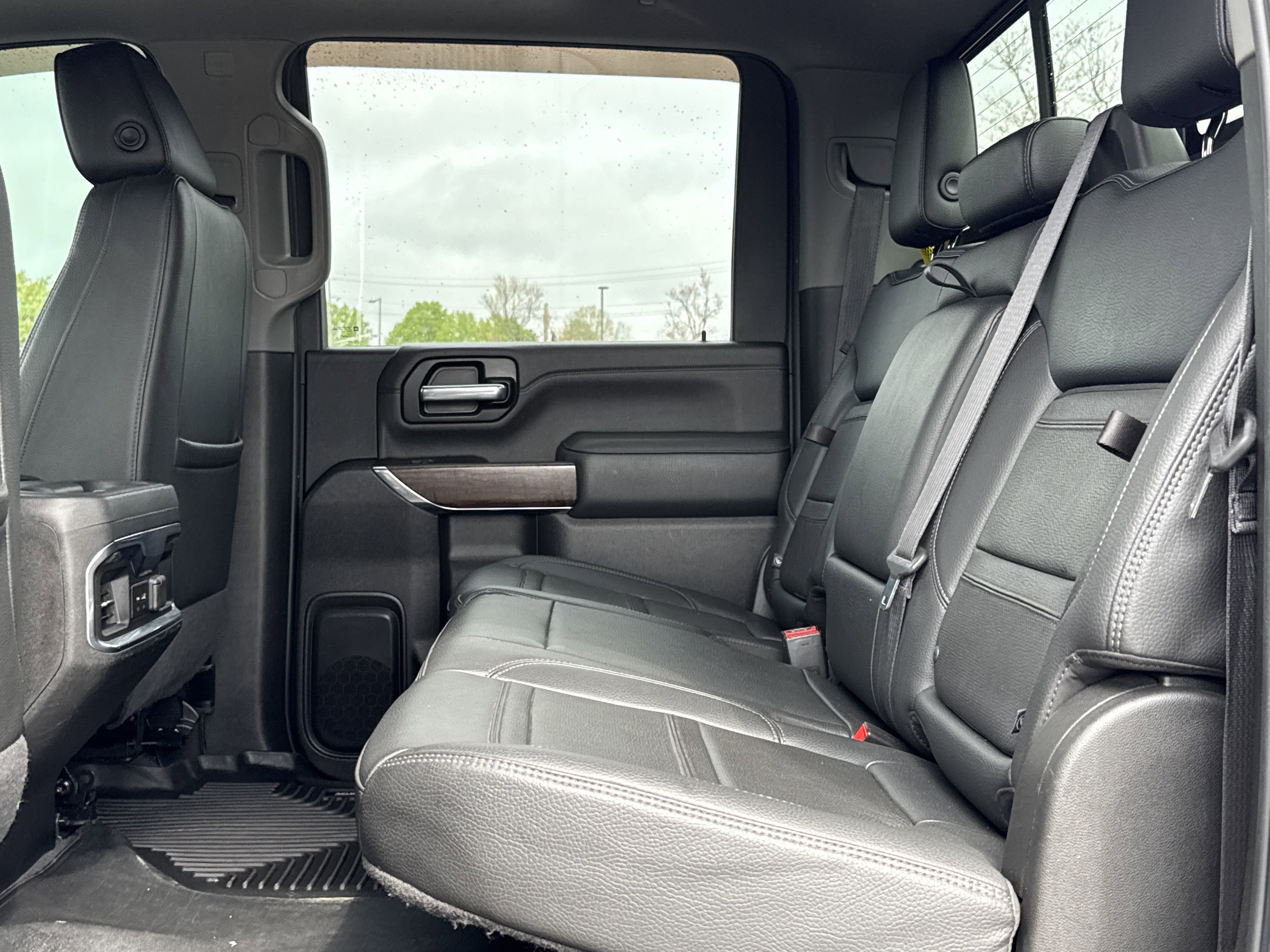 Used 2022 GMC Sierra 2500 Denali w/ Denali Ultimate Package image 32