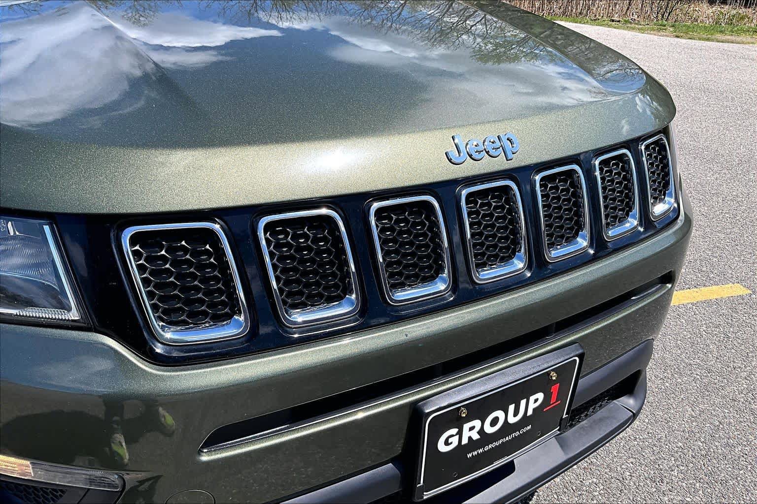 Used 2018 Jeep Compass Latitude AWD/4WD image 32