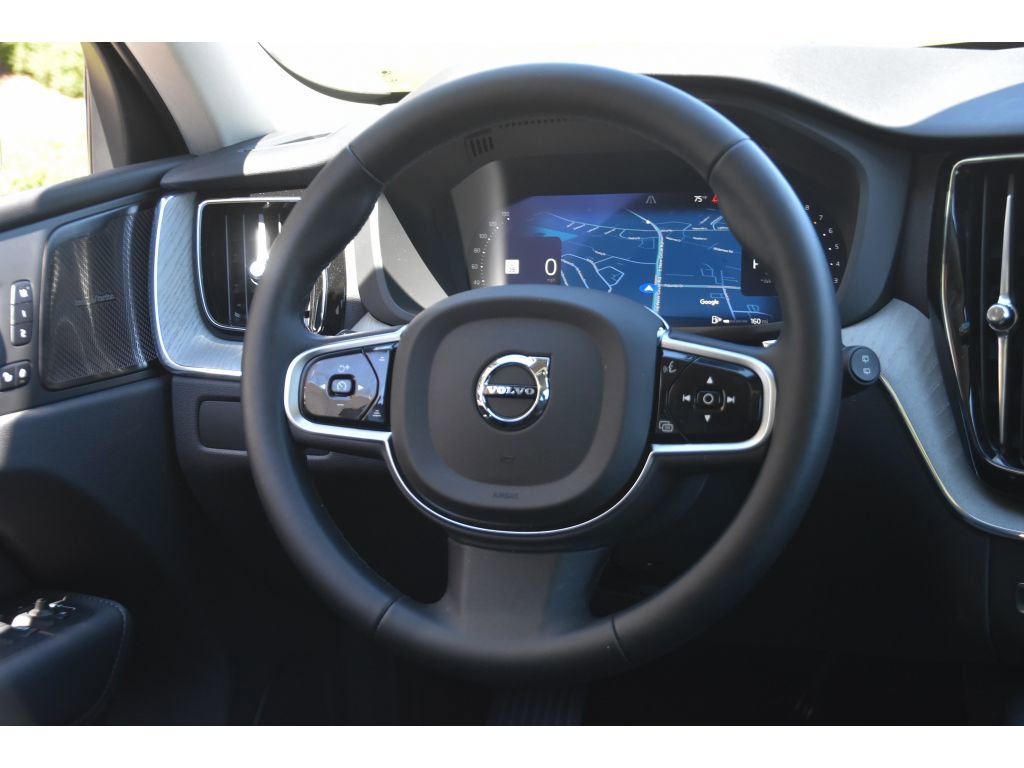 Certified 2025 Volvo XC60 B5 Plus w/ Protection Package Premier image 17