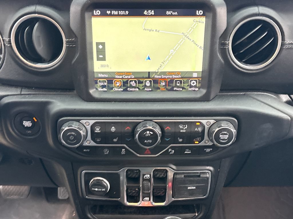 Used 2020 Jeep Gladiator Overland AWD/4WD image 24