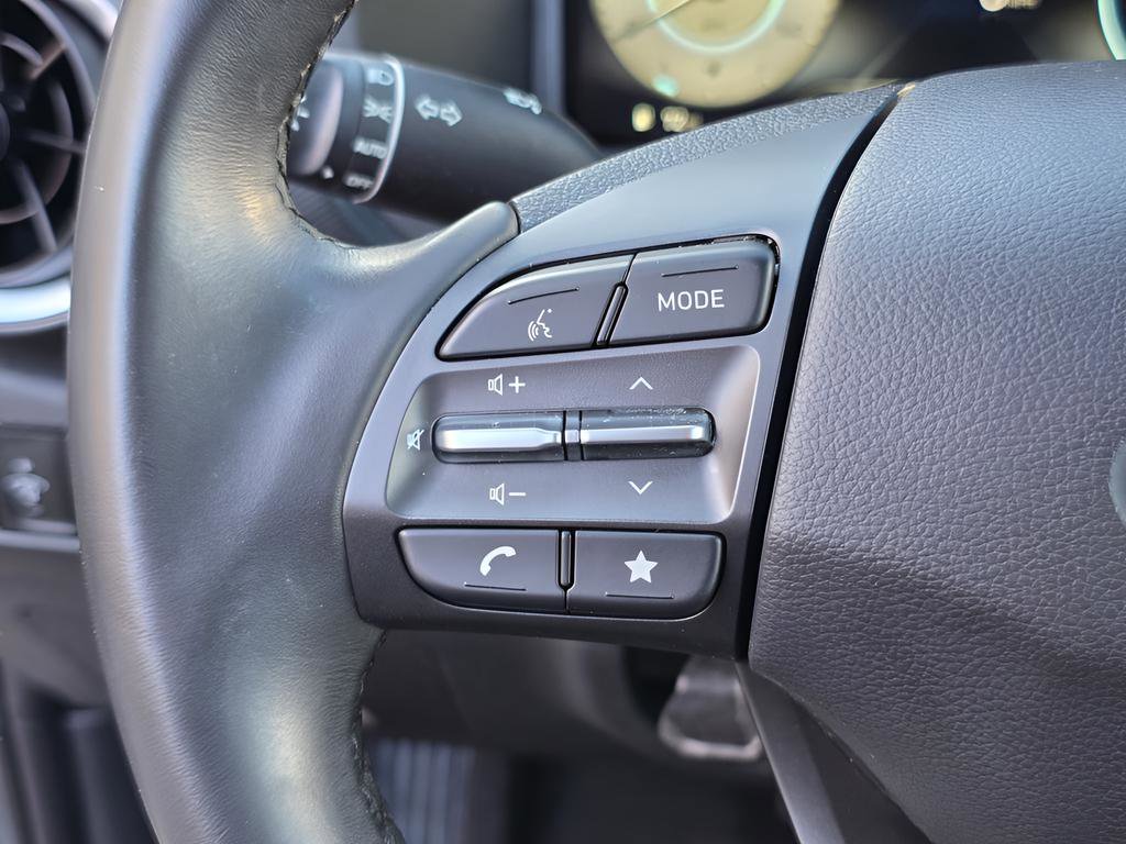 Used 2022 Hyundai Kona Limited FWD image 25