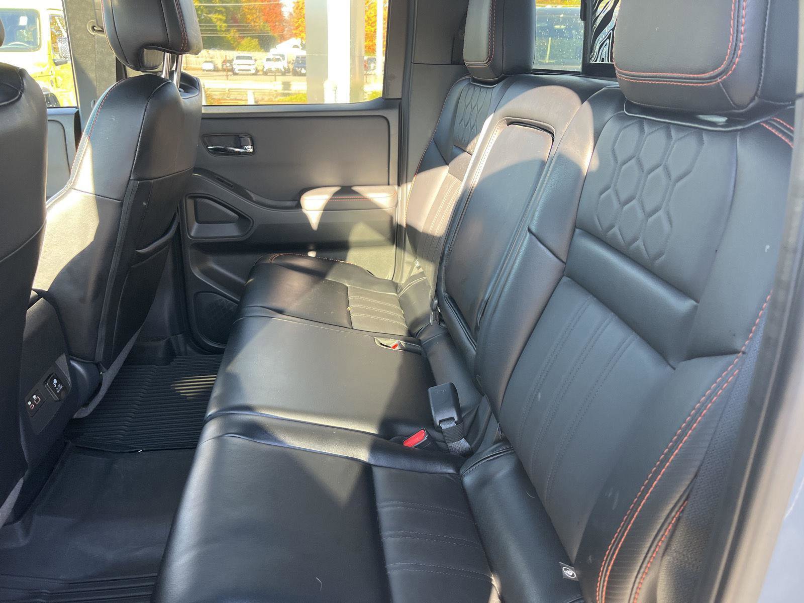 Used 2024 Nissan Frontier PRO-4X w/ Pro Premium Package image 12