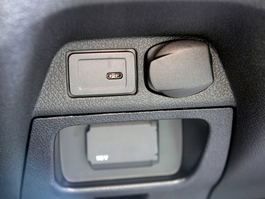 New 2026 Mercedes-Benz Sprinter 2500 image 18